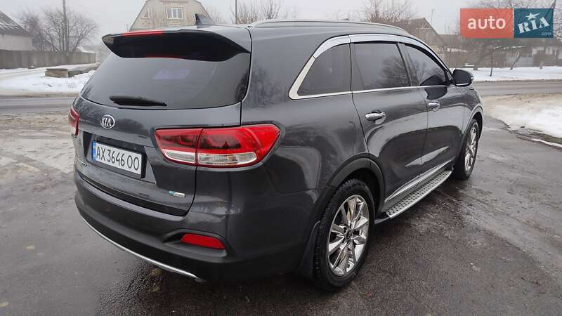 Внедорожник / Кроссовер Kia Sorento 2015 в Краснограде