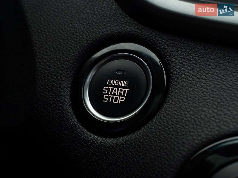 Внедорожник / Кроссовер Kia Sorento 2015 в Краснограде