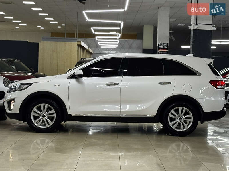 Внедорожник / Кроссовер Kia Sorento 2016 в Николаеве