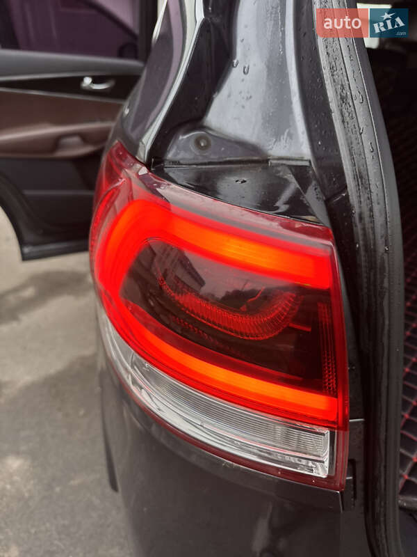 Внедорожник / Кроссовер Kia Sorento 2016 в Луцке