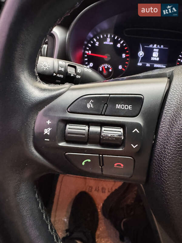 Внедорожник / Кроссовер Kia Sorento 2016 в Луцке