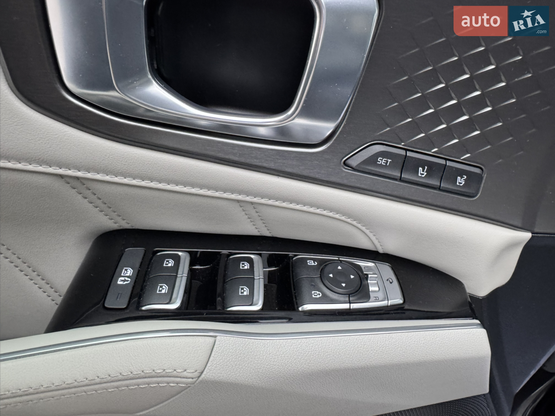 2023 Kia Sorento - мініатюра 41