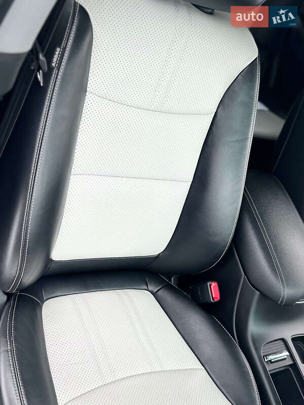 Внедорожник / Кроссовер Kia Sorento 2013 в Луцке