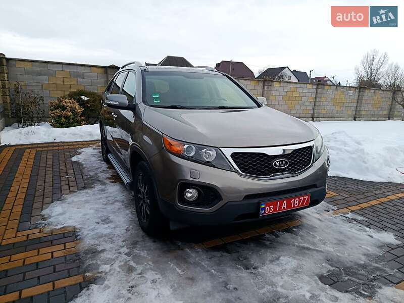 Внедорожник / Кроссовер Kia Sorento 2011 в Луцке