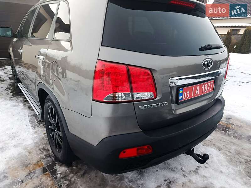 Внедорожник / Кроссовер Kia Sorento 2011 в Луцке