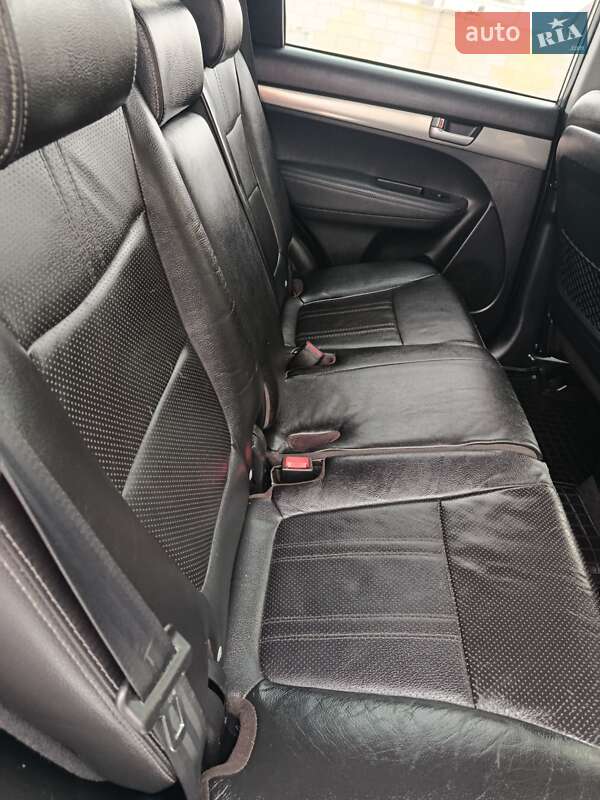 Внедорожник / Кроссовер Kia Sorento 2011 в Луцке