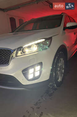 Позашляховик / Кросовер Kia Sorento 2017 в Чернівцях