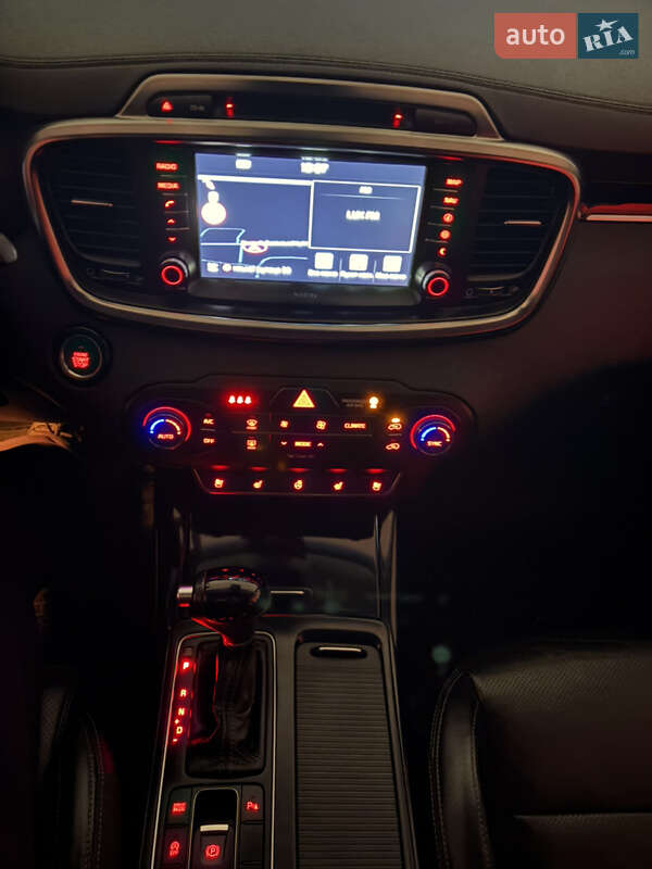 Внедорожник / Кроссовер Kia Sorento 2017 в Черновцах фото 21 Внедорожник / Кроссовер Kia Sorento 2017 в Черновцах