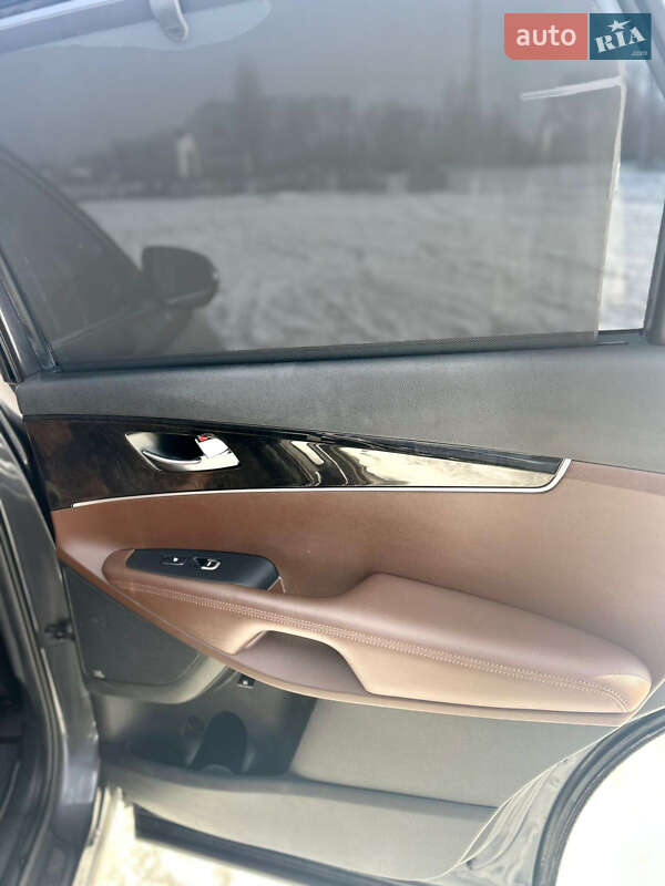 Внедорожник / Кроссовер Kia Sorento 2016 в Киеве