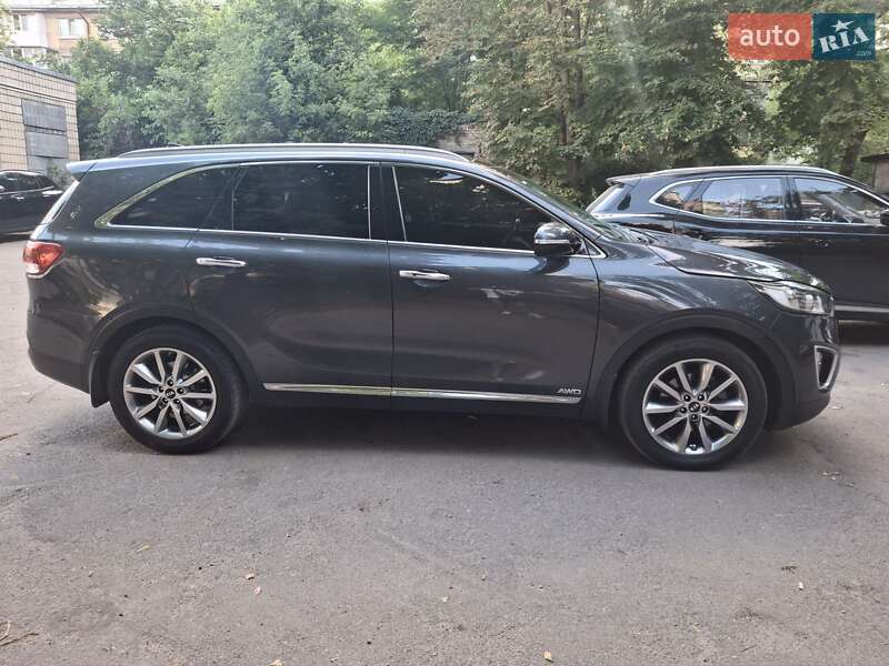 Внедорожник / Кроссовер Kia Sorento 2016 в Киеве