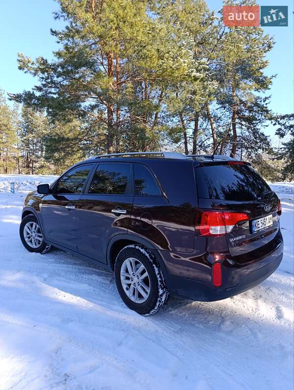 Внедорожник / Кроссовер Kia Sorento 2013 в Царичанке