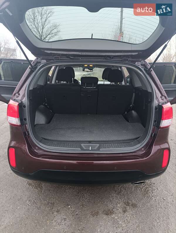 Внедорожник / Кроссовер Kia Sorento 2013 в Царичанке