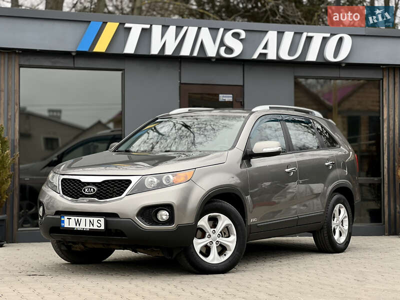Внедорожник / Кроссовер Kia Sorento 2012 в Одессе