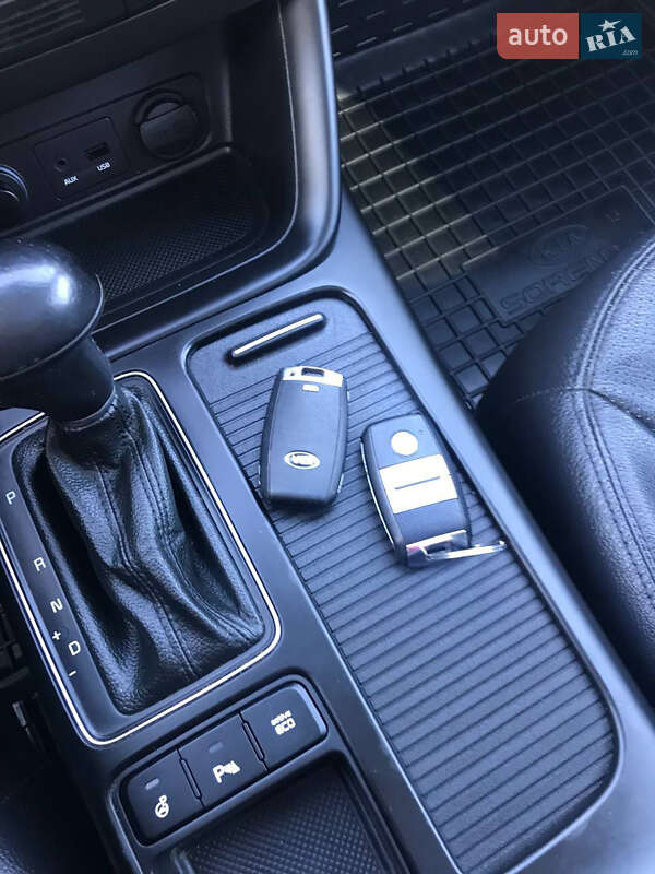 Внедорожник / Кроссовер Kia Sorento 2014 в Виннице фото 44 Внедорожник / Кроссовер Kia Sorento 2014 в Виннице