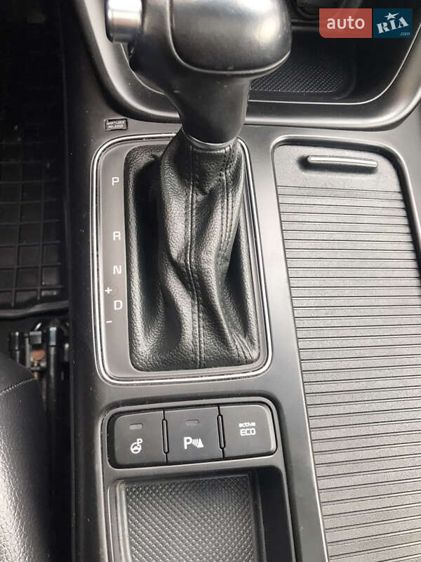 Внедорожник / Кроссовер Kia Sorento 2014 в Виннице фото 49 Внедорожник / Кроссовер Kia Sorento 2014 в Виннице