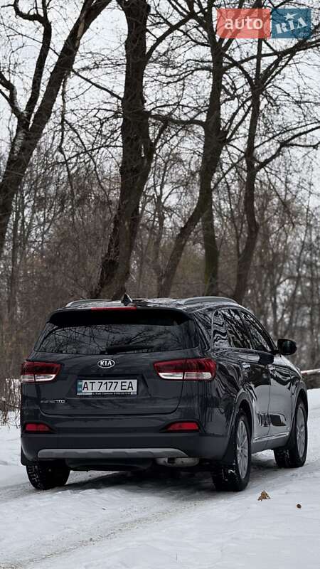 Внедорожник / Кроссовер Kia Sorento 2015 в Калуше