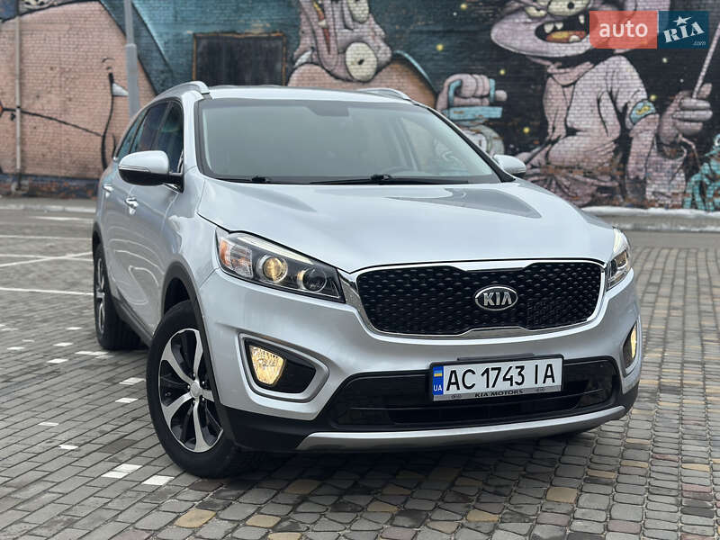 Внедорожник / Кроссовер Kia Sorento 2015 в Луцке