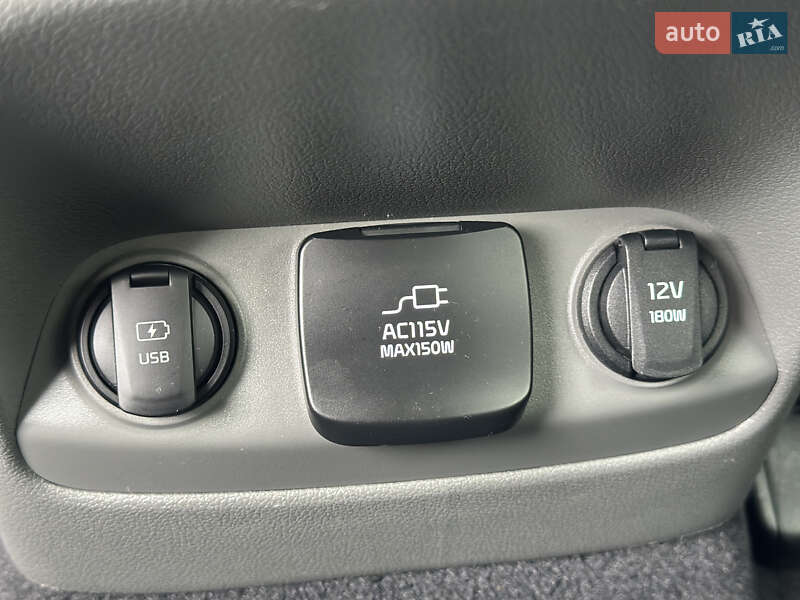 Внедорожник / Кроссовер Kia Sorento 2015 в Луцке