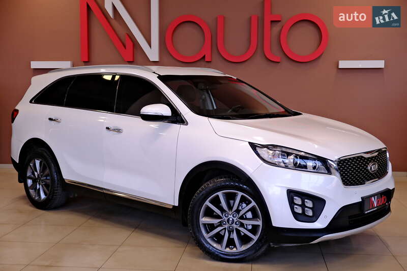 Внедорожник / Кроссовер Kia Sorento 2016 в Одессе