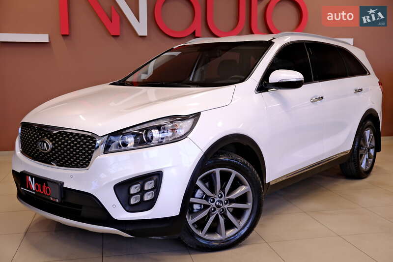 Внедорожник / Кроссовер Kia Sorento 2016 в Одессе