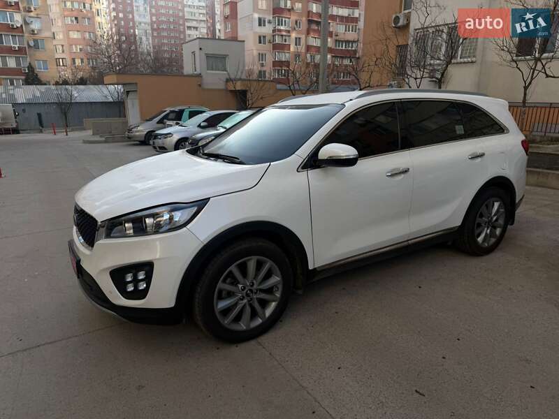 Внедорожник / Кроссовер Kia Sorento 2016 в Одессе