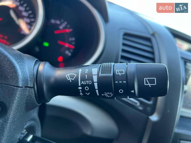 Внедорожник / Кроссовер Kia Sorento 2010 в Львове