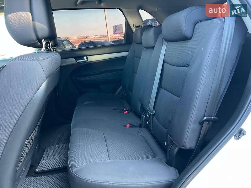 Внедорожник / Кроссовер Kia Sorento 2010 в Львове