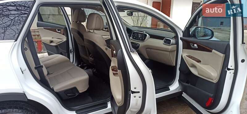 Внедорожник / Кроссовер Kia Sorento 2015 в Черновцах фото 16 Внедорожник / Кроссовер Kia Sorento 2015 в Черновцах