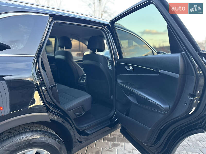 Внедорожник / Кроссовер Kia Sorento 2017 в Владимире