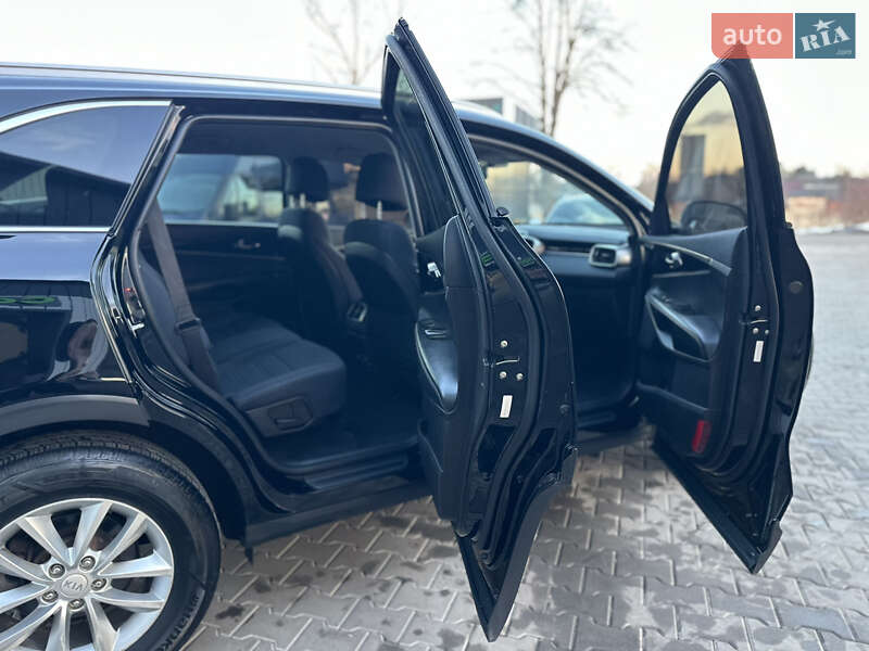 Внедорожник / Кроссовер Kia Sorento 2017 в Владимире
