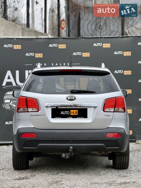 Внедорожник / Кроссовер Kia Sorento 2010 в Харькове