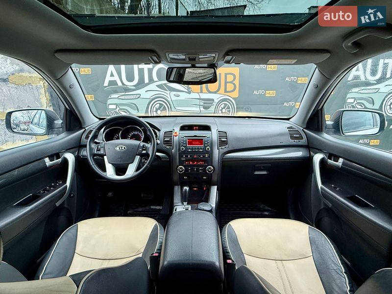 Внедорожник / Кроссовер Kia Sorento 2010 в Харькове