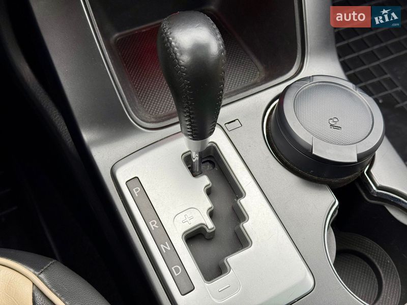 Внедорожник / Кроссовер Kia Sorento 2010 в Харькове