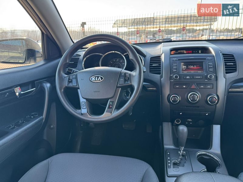 Внедорожник / Кроссовер Kia Sorento 2012 в Киеве