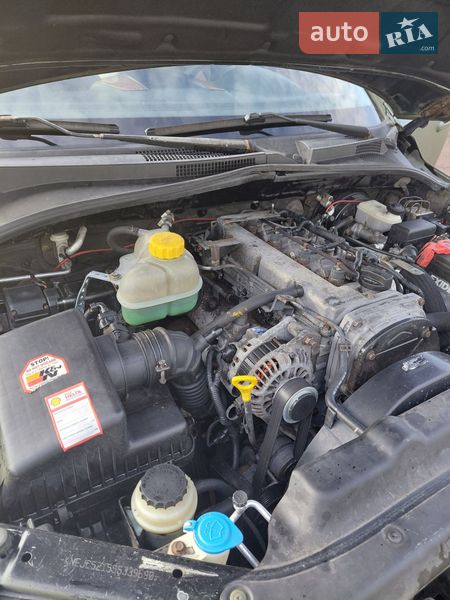 Внедорожник / Кроссовер Kia Sorento 2004 в Кривом Роге фото 15 Внедорожник / Кроссовер Kia Sorento 2004 в Кривом Роге
