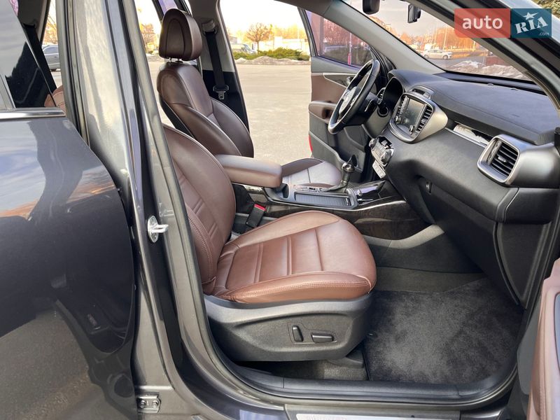 Внедорожник / Кроссовер Kia Sorento 2017 в Киеве