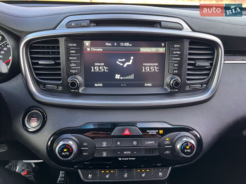 Внедорожник / Кроссовер Kia Sorento 2017 в Киеве