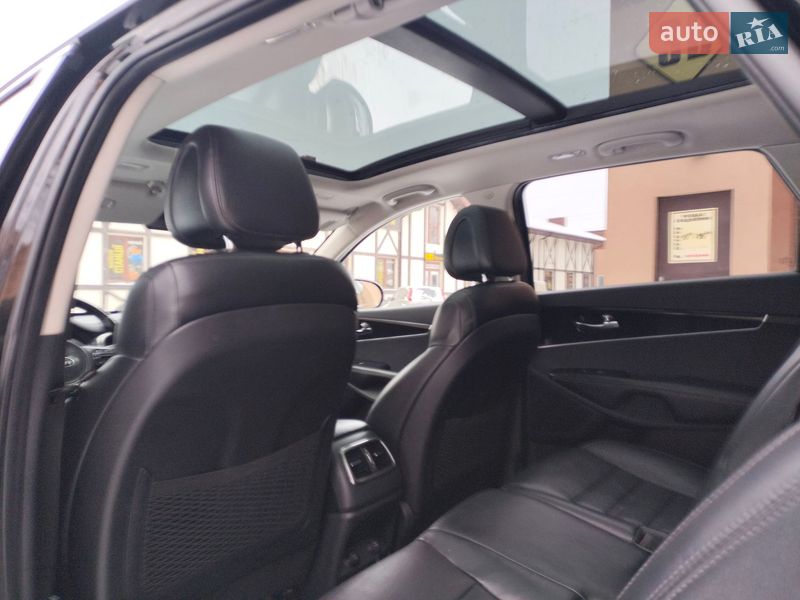 Внедорожник / Кроссовер Kia Sorento 2016 в Ровно