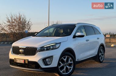 Позашляховик / Кросовер Kia Sorento 2015 в Радивиліві