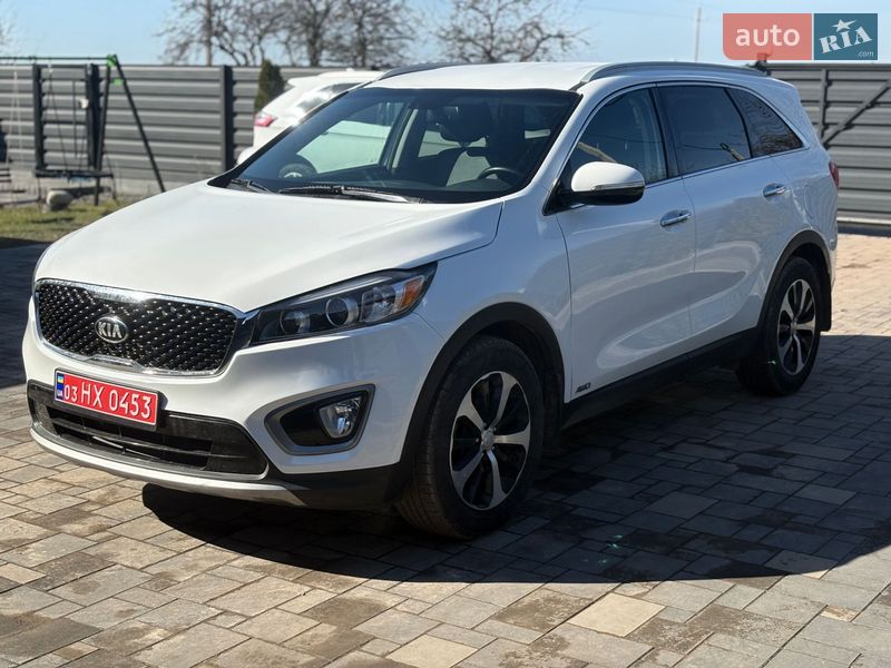 Позашляховик / Кросовер Kia Sorento 2015 в Володимирі