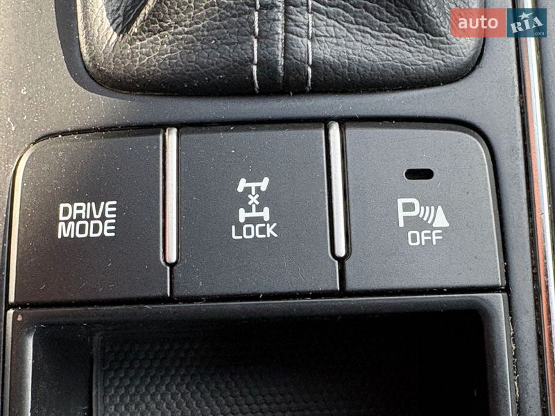 Позашляховик / Кросовер Kia Sorento 2015 в Володимирі