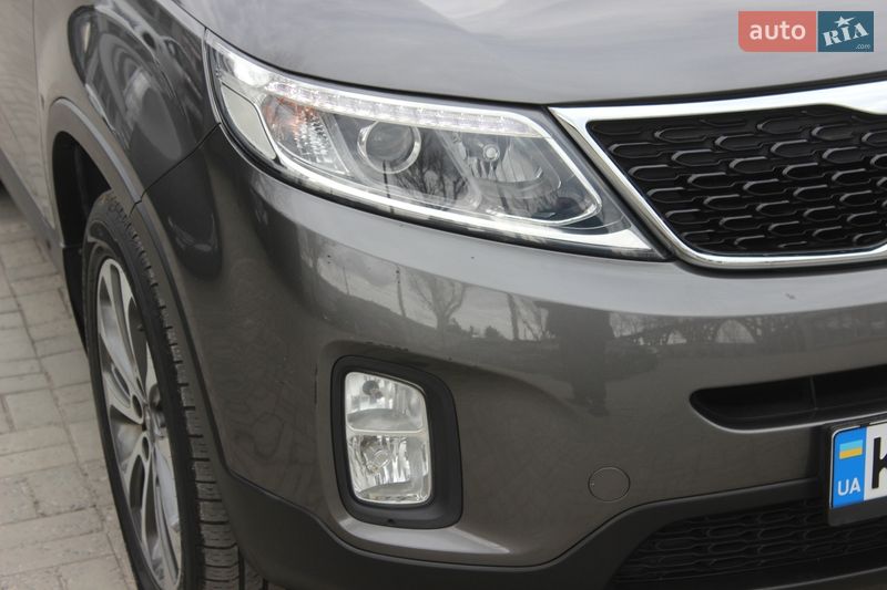 Внедорожник / Кроссовер Kia Sorento 2013 в Днепре