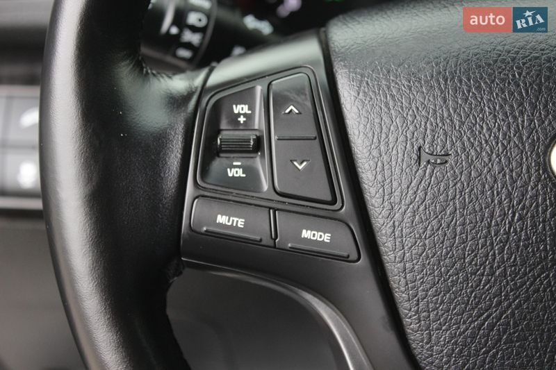 Внедорожник / Кроссовер Kia Sorento 2013 в Днепре