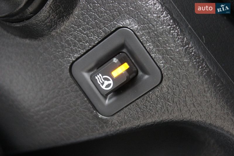 Внедорожник / Кроссовер Kia Sorento 2013 в Днепре