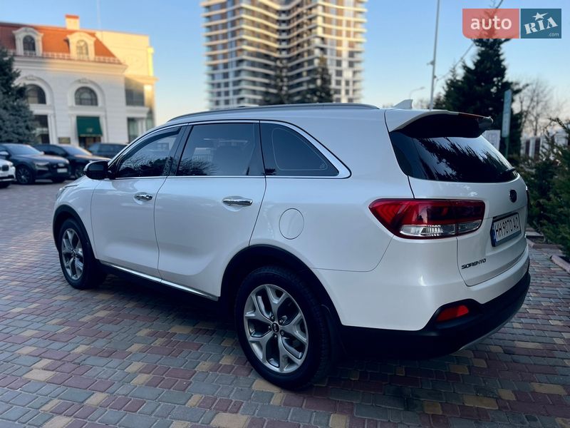 Внедорожник / Кроссовер Kia Sorento 2016 в Одессе