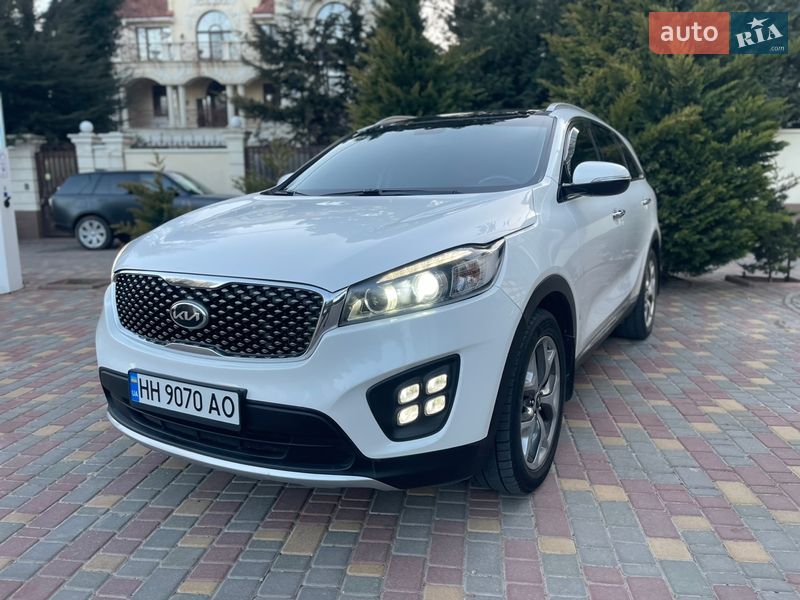Внедорожник / Кроссовер Kia Sorento 2016 в Одессе