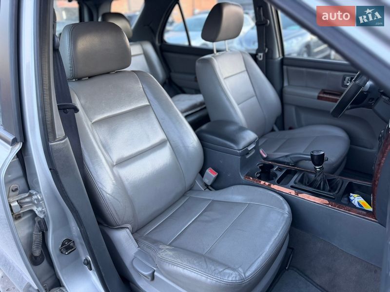 Внедорожник / Кроссовер Kia Sorento 2003 в Ровно