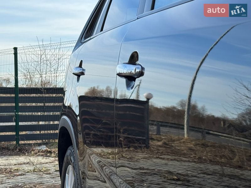 Внедорожник / Кроссовер Kia Sorento 2010 в Стрые