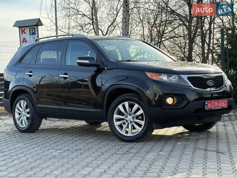 Внедорожник / Кроссовер Kia Sorento 2010 в Стрые