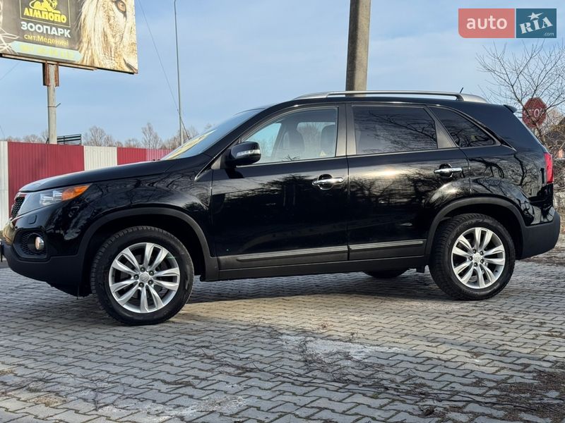 Внедорожник / Кроссовер Kia Sorento 2010 в Стрые